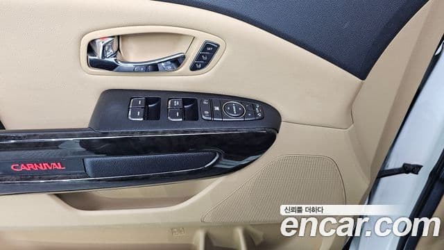 Kia The / новый New Carnival Noblesse Special, 2019 15
