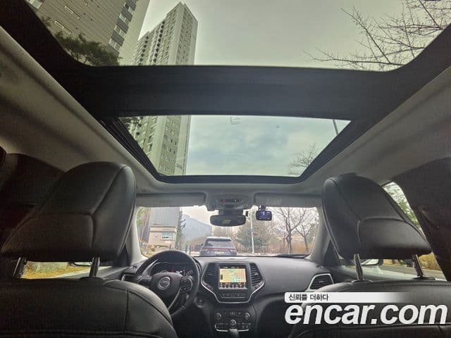 Jeep Cherokee(KL) 2.4 Longitude high AWD, 2019 14