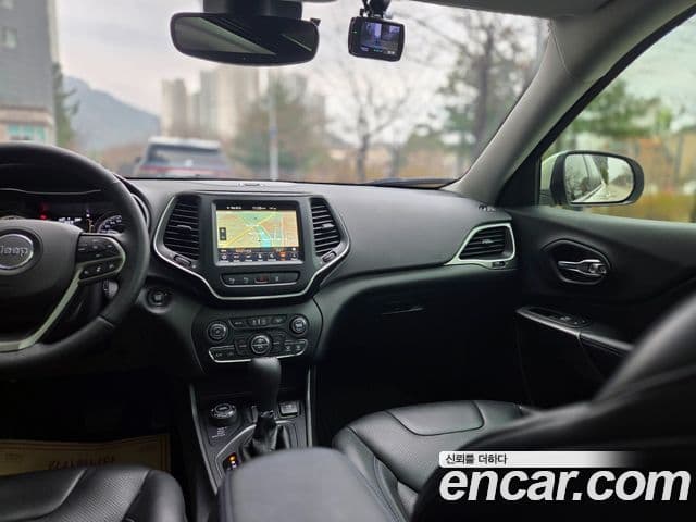 Jeep Cherokee(KL) 2.4 Longitude high AWD, 2019 17