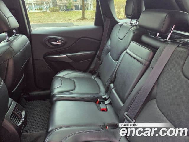 Jeep Cherokee(KL) 2.4 Longitude high AWD, 2019 19