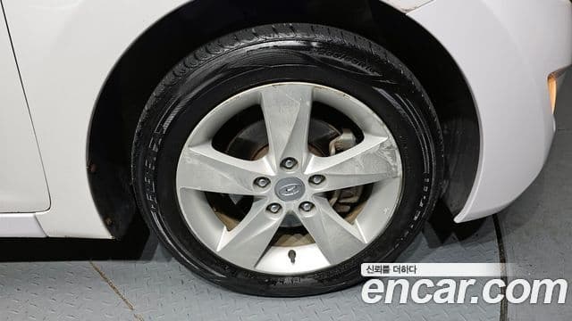 Hyundai Avante MD LPI M16 Smart, 2013 все фото