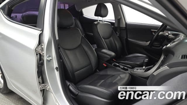 Hyundai Avante MD M16 GDI Smart, 2013 12