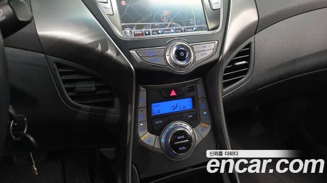 Hyundai Avante MD M16 GDI Smart, 2013 17