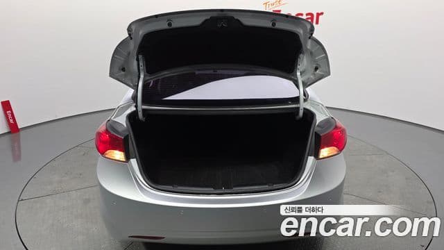 Hyundai Avante MD M16 GDI Smart, 2013 20