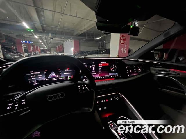 Audi Q5 (80A) 45 TFSI Quattro S Line Sportback, 2025 10