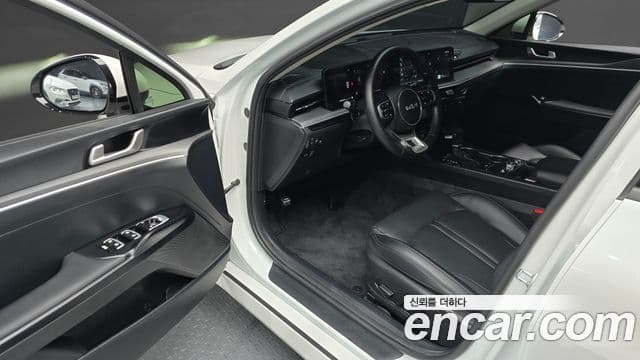 Kia The / новый New K5 3세대 Trendy, 2025 11