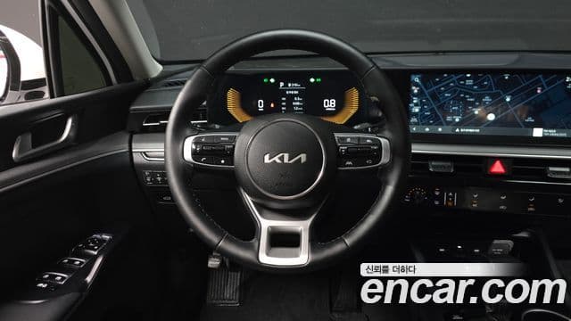Kia The / новый New K5 3세대 Trendy, 2025 13