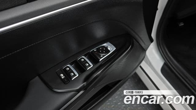 Kia The / новый New K5 3세대 Trendy, 2025 17