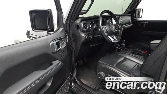 Jeep Wrangler (JL) 2.0 Overland 4도어, 2021 11