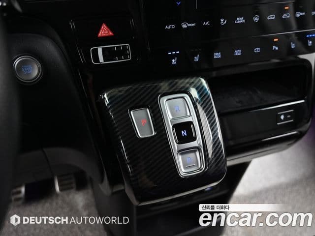 Hyundai Staria Inspiration, 2023 9