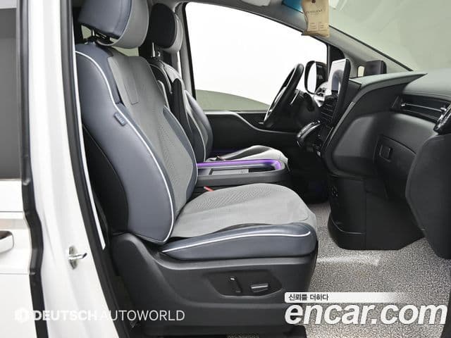 Hyundai Staria Inspiration, 2023 10