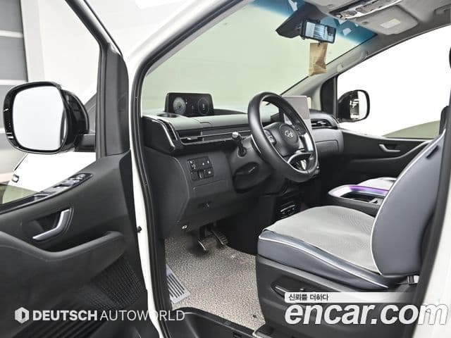 Hyundai Staria Inspiration, 2023 11