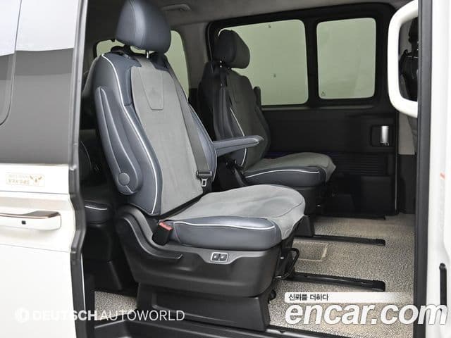 Hyundai Staria Inspiration, 2023 12