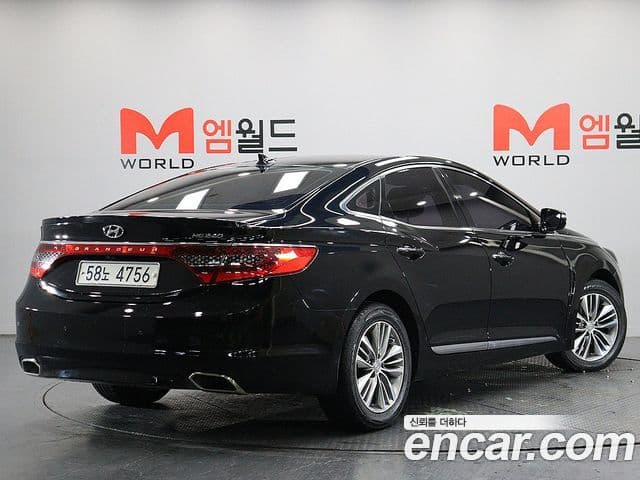 Hyundai Grandeur HG Modern, 2015 3