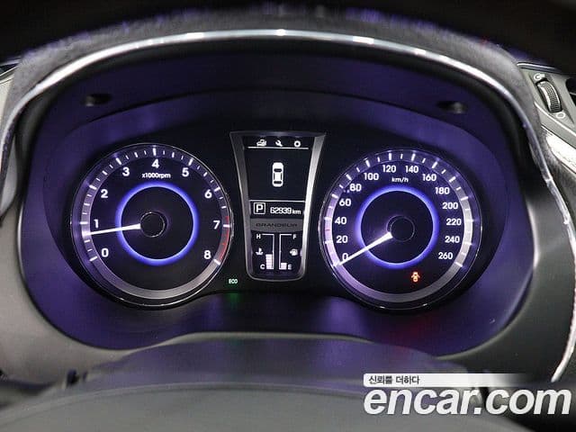 Hyundai Grandeur HG Modern, 2015 8
