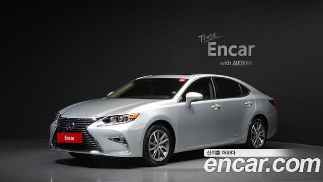 Lexus New ES300h XV60, 2017 1