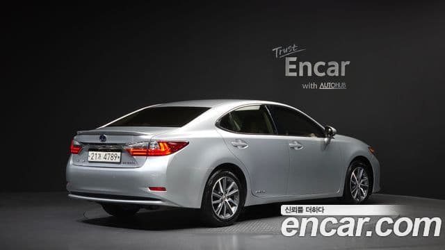 Lexus New ES300h XV60, 2017 2