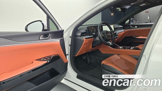 Kia The / новый New K5 гибрид 3세대 Noblesse, 2026 10