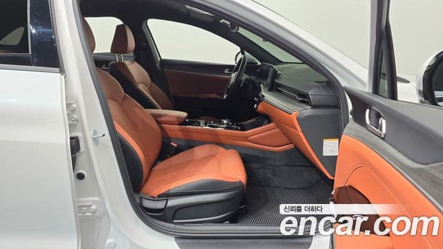 Kia The / новый New K5 гибрид 3세대 Noblesse, 2026 11