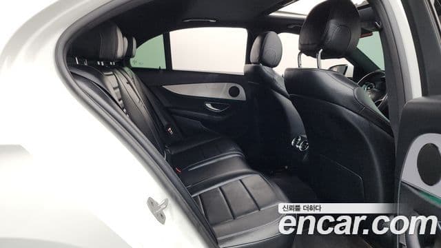 Mercedes-Benz E-класс W213 Avantgarde, 2021 12