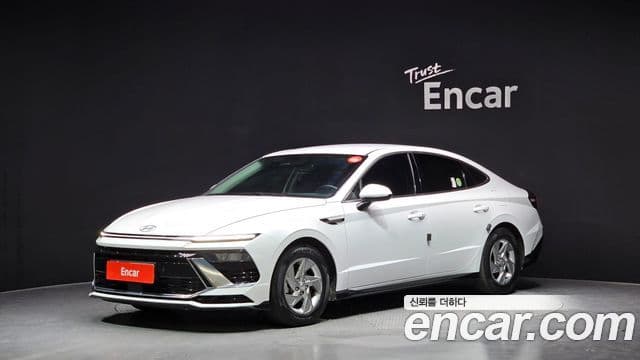 Hyundai Sonata D Edge(DN8) Business 1