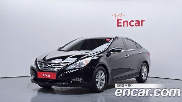 Hyundai YF Sonata топовая версия, 2010 1