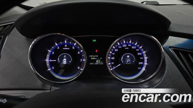 Hyundai YF Sonata топовая версия, 2010 8