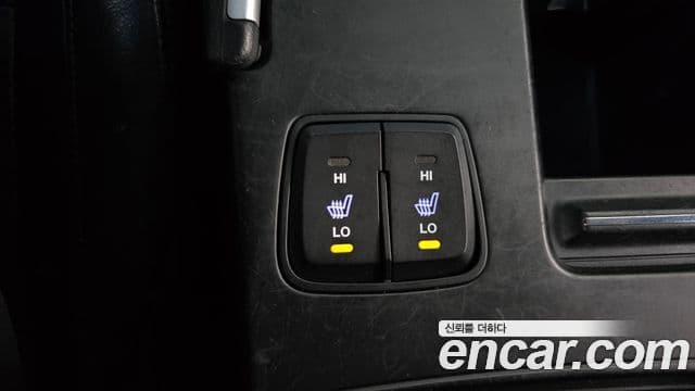 Hyundai YF Sonata топовая версия, 2010 19