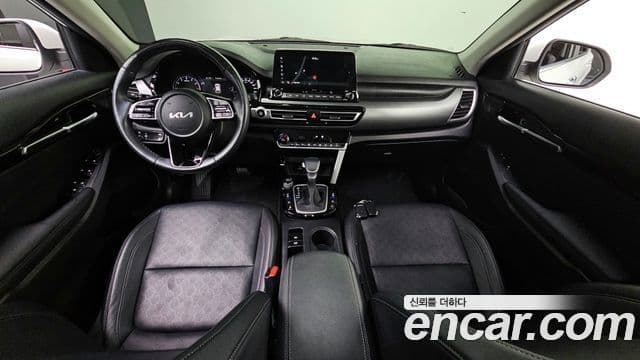 Kia Seltos Signature, 2023 7