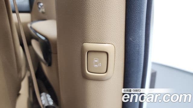 Kia The / новый New Carnival VIP, 2019 17