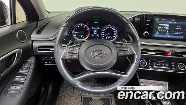 Hyundai Sonata (DN8) Premium Family, 2020 13