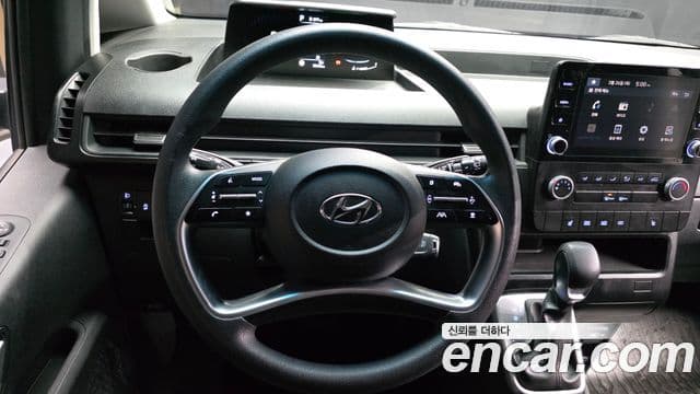 Hyundai Staria Smart, 2023 13