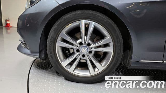 Mercedes-Benz E-класс W212 Avantgarde, 2016 все фото