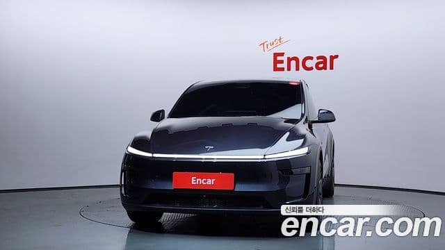 Tesla модель Y Long Range AWD, 2025 3