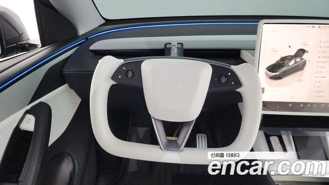 Tesla модель Y Long Range AWD, 2025 13