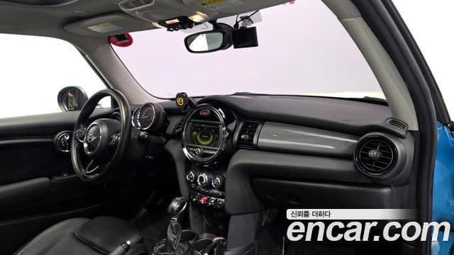 Mini Cooper D 3세대, 2016 7