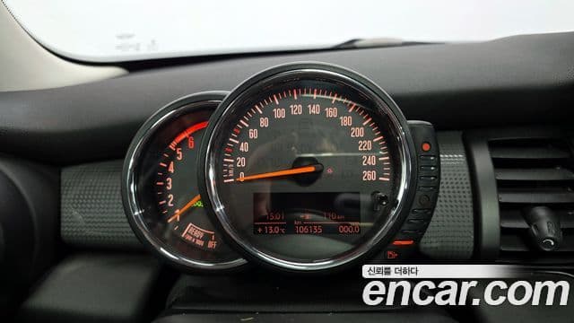 Mini Cooper D 3세대, 2016 8