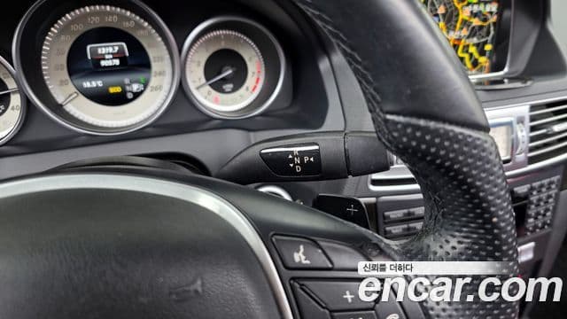 Mercedes-Benz E-класс W212 E200 кабриолет, 2014 9