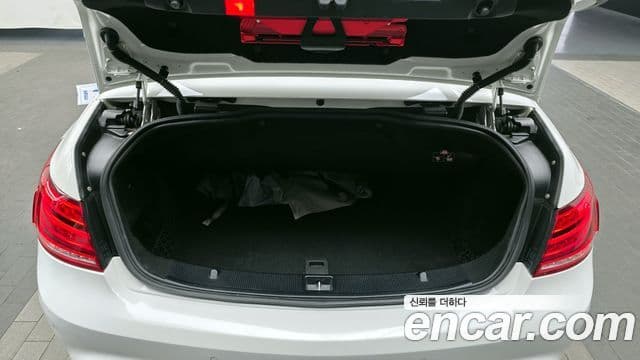 Mercedes-Benz E-класс W212 E200 кабриолет, 2014 20