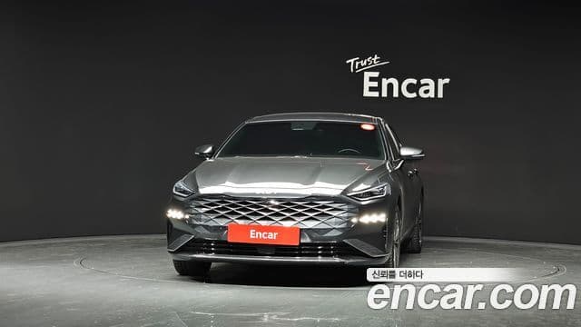 Kia K8 гибрид Signature, 2022 3