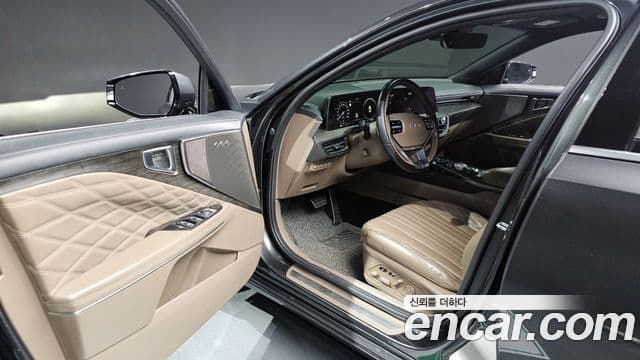 Kia K8 гибрид Signature, 2022 10