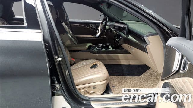 Kia K8 гибрид Signature, 2022 11