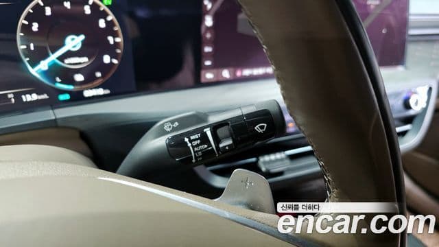 Kia K8 гибрид Signature, 2022 17