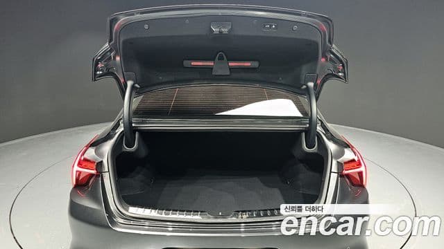 Kia K8 гибрид Signature, 2022 20