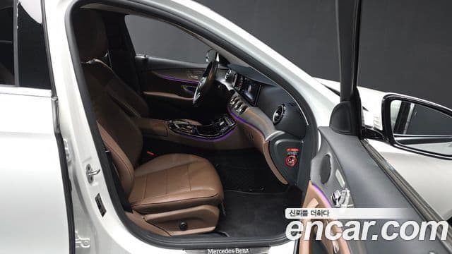 Mercedes-Benz E-класс W213 Avantgarde, 2019 11
