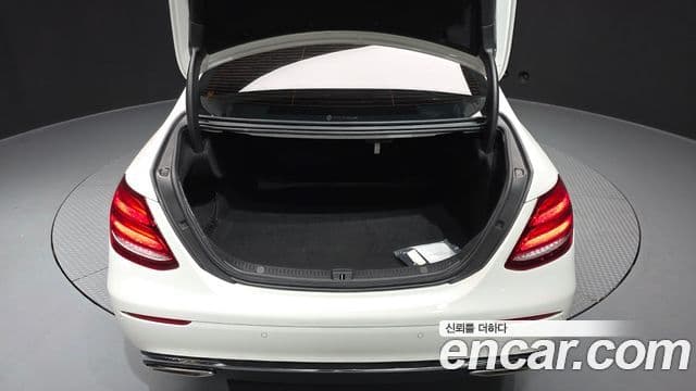 Mercedes-Benz E-класс W213 Avantgarde, 2019 20