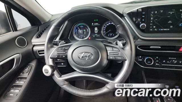 Hyundai Sonata гибрид (DN8) Modern, 2022 13
