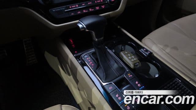 Kia The / новый New Carnival Noblesse Special, 2019 9