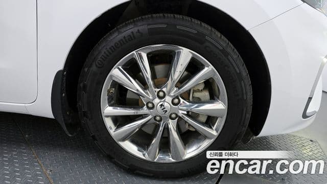 Kia The / новый New Carnival Special, 2019 все фото