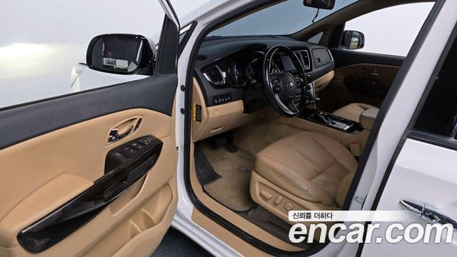 Kia The / новый New Carnival Special, 2019 10